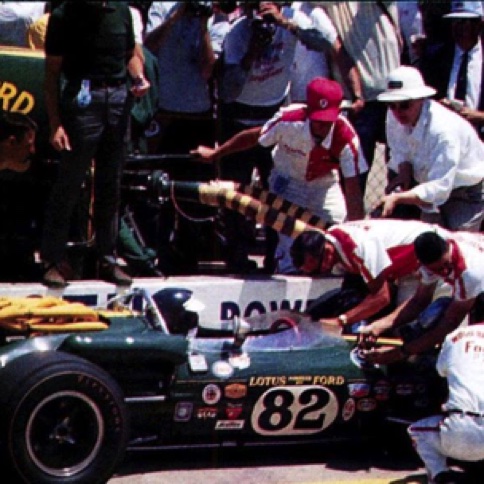 Ravitaillement de la Lotus verte et jaune